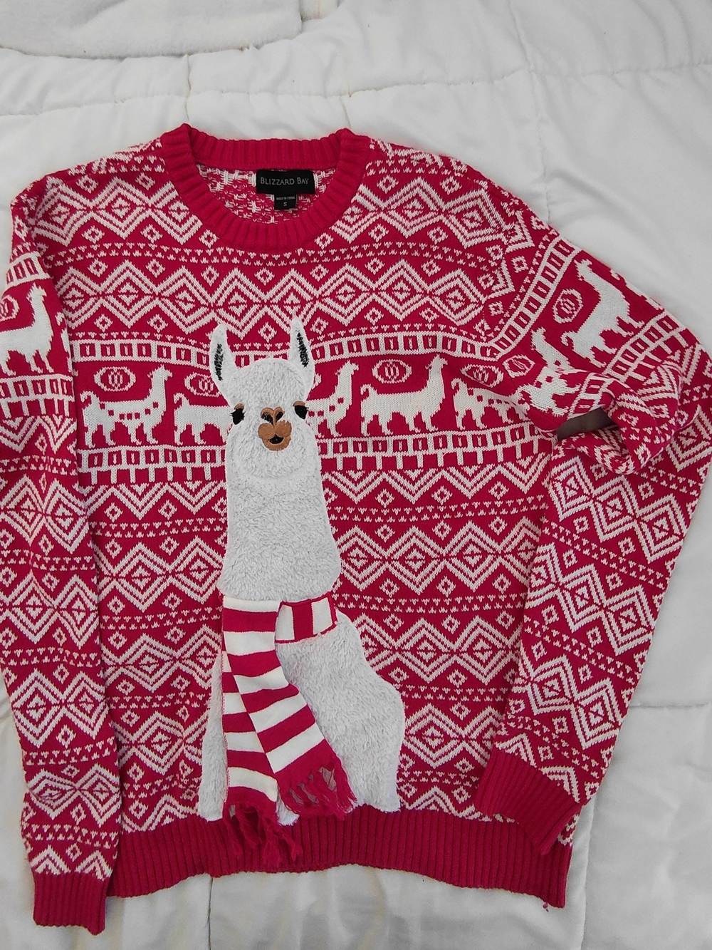 Blizzard Bay Llama Ugly Christmas Sweater Red Fair Isle Fuzzy 3D Scarf Size S